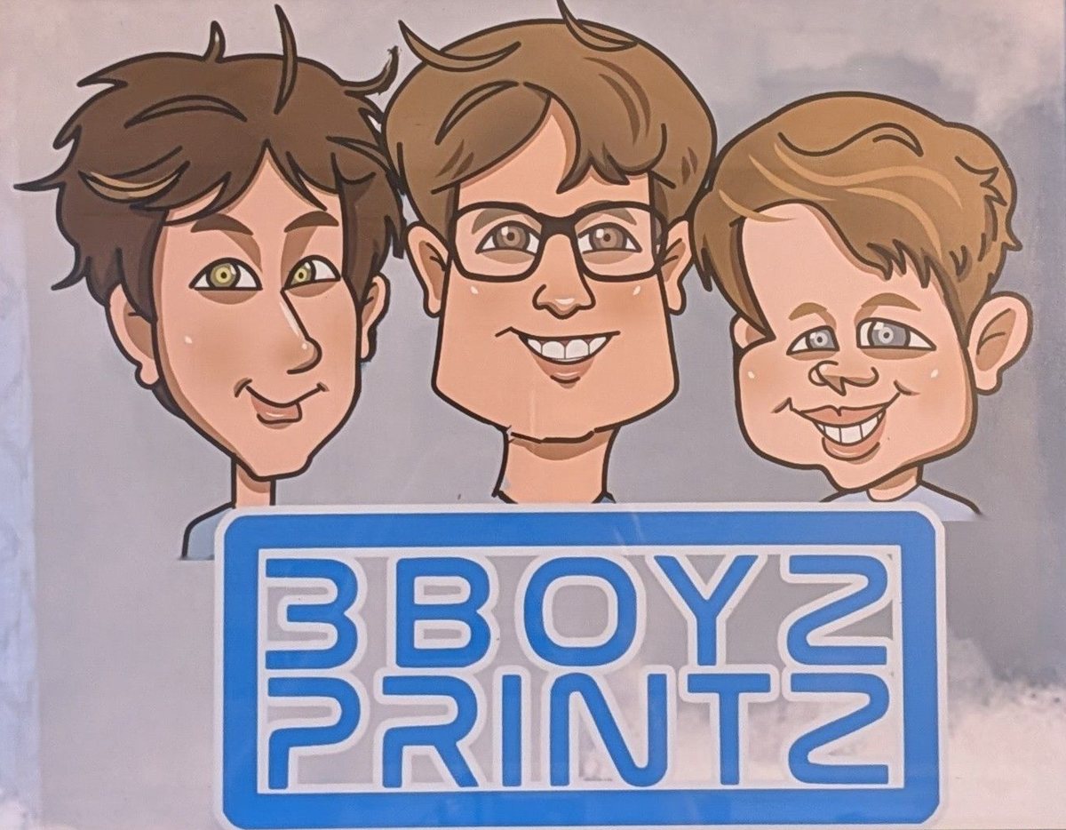 Caricature of the three brothers behind 3 Boyz Printz above the company logo